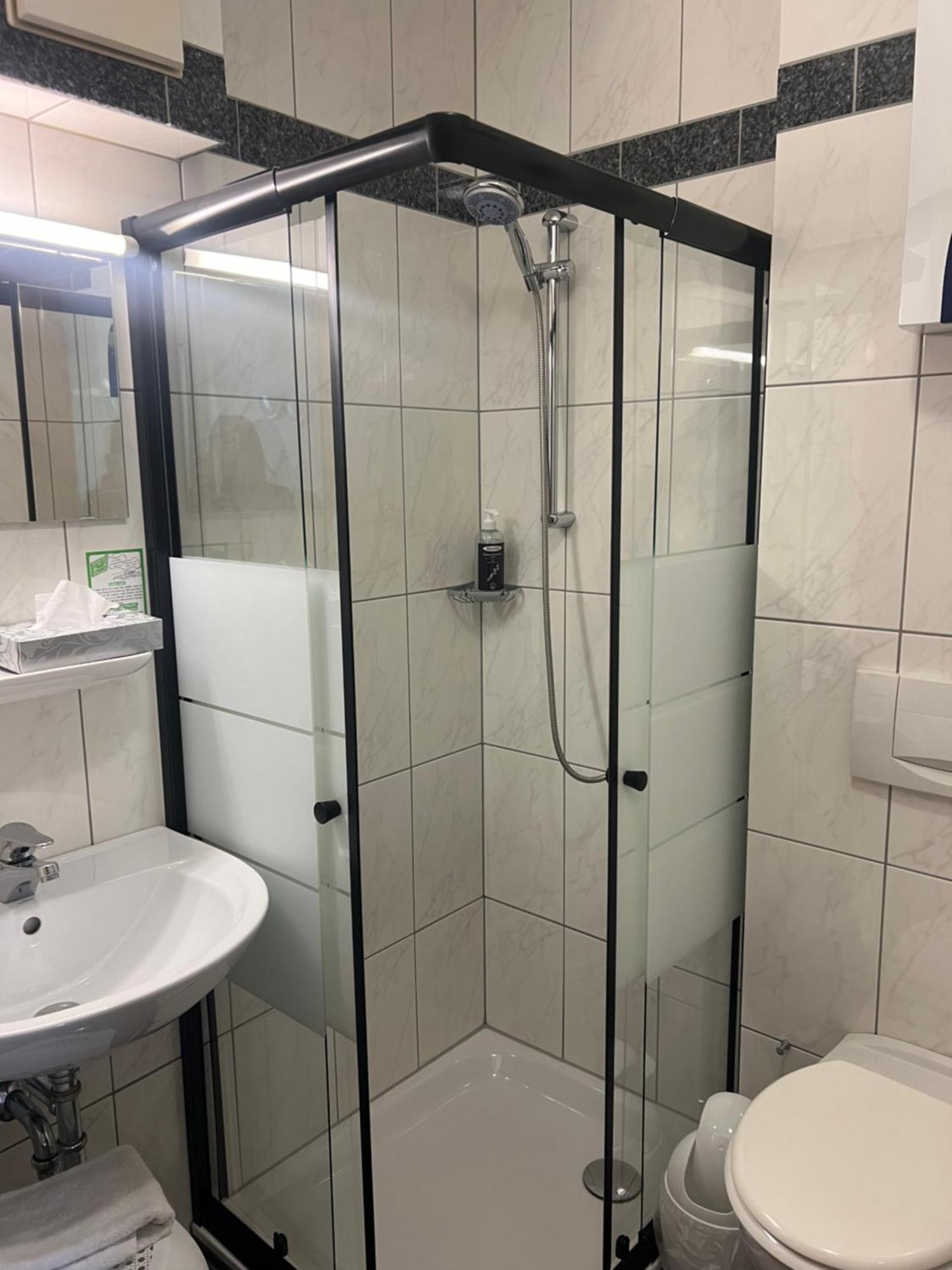 Hotel Aggertal Gummersbach Esterno foto