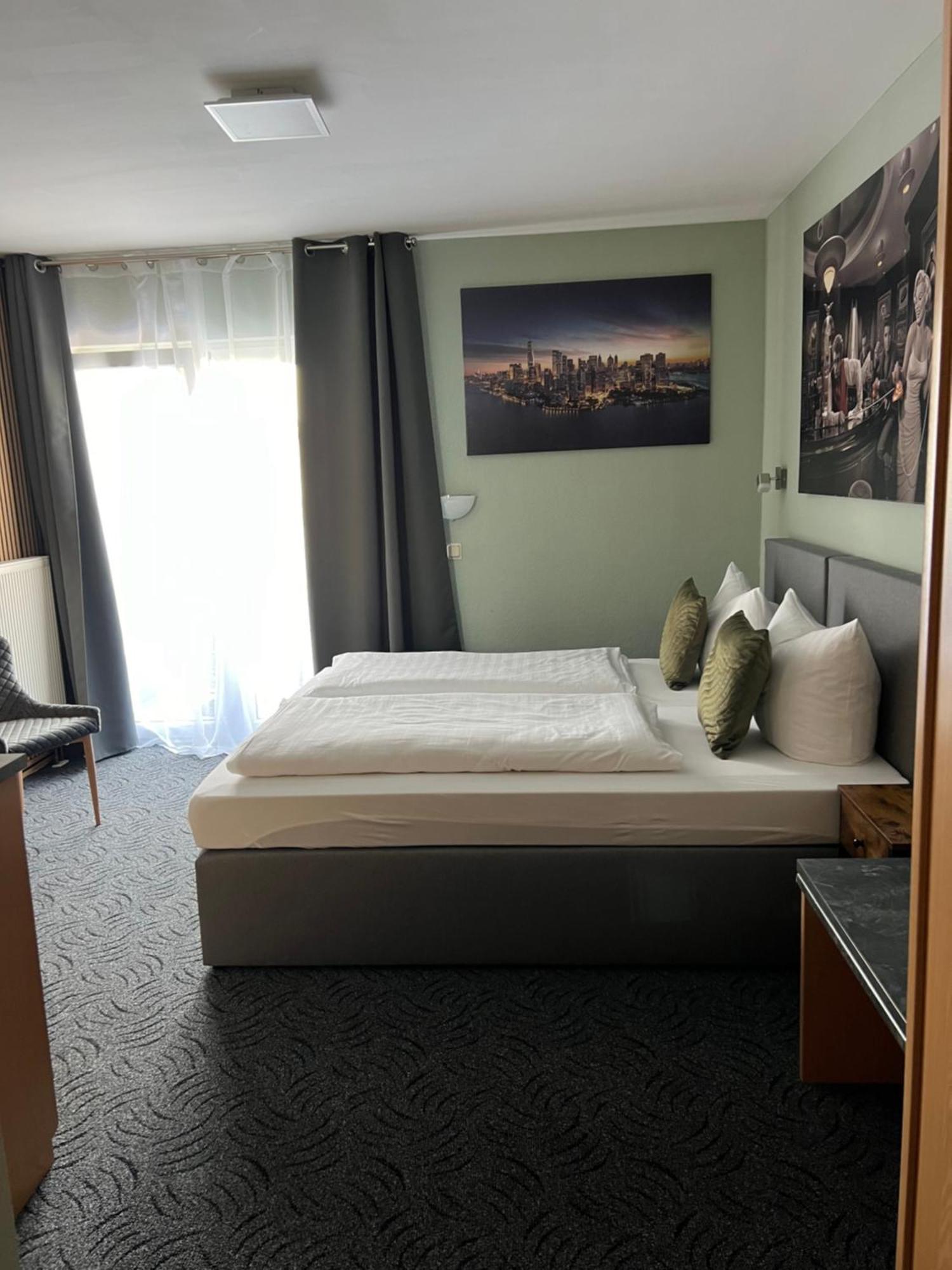 Hotel Aggertal Gummersbach Esterno foto