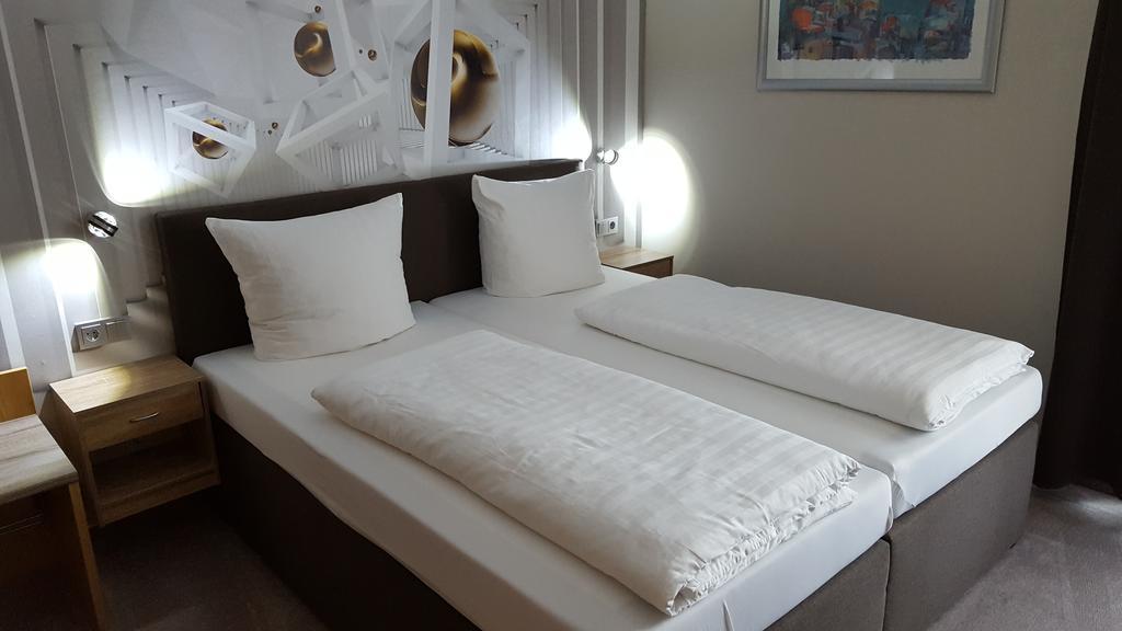 Hotel Aggertal Gummersbach Esterno foto